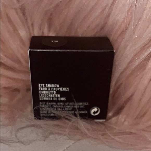 RARE M·A·C Alexander McQueen Nile Blue Eyeshadow Limited Edition Full Size - Picture 7 of 9